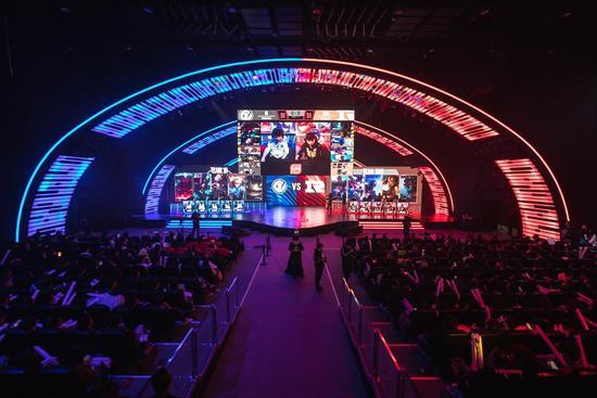 成为英伦赛 成为英伦赛